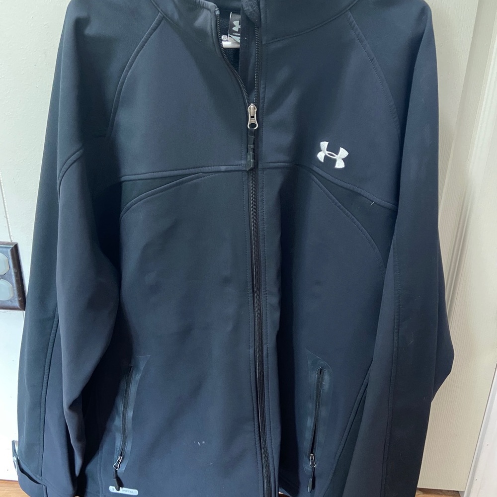 XXL Men’s Black Under Armour Zip Up Jacket